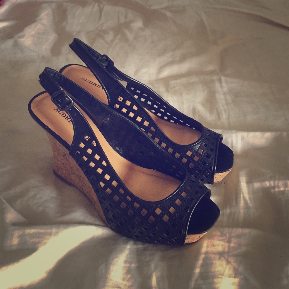 COPY - Never worn wedges
